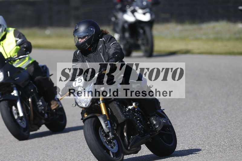 /01 02.04.2026 MAZ ADR/Gruppe gelb Gruppe gruen/75